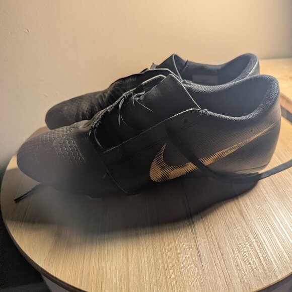 Nike Phanthom Mens soccer cleats size 10 - Picture 1 of 6